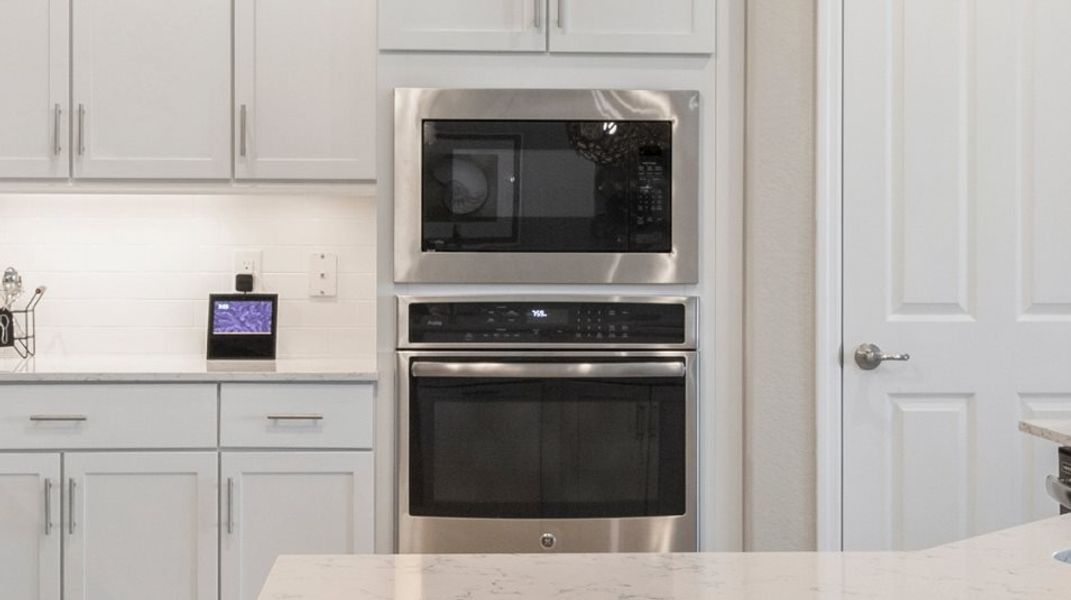 Wall Oven and Microwave
