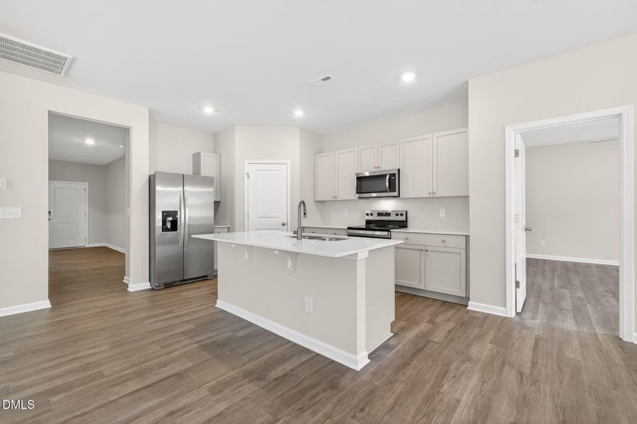 25-web-or-mls-DSC01512 25-web-or-mls-DSC01512