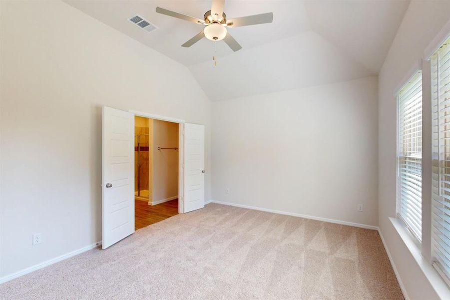 Spacious, unfurnished interior of a new home in Forest Park, Princeton (Image 16). Spacious, unfurnished interior of a new home in Forest Park, Princeton (Image 16).