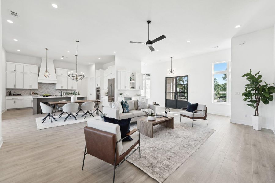 Comfortable, connected, and effortlessly stylish—your main living space awaits. Comfortable, connected, and effortlessly stylish—your main living space awaits.