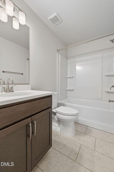 48-web-or-mls-DSC00525 48-web-or-mls-DSC00525
