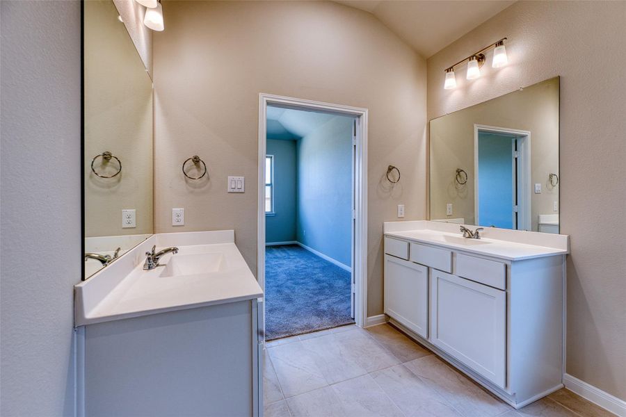 Furnished interior view inside a new home in Aldeana - Tejas Collection, Bonney (Image 7).