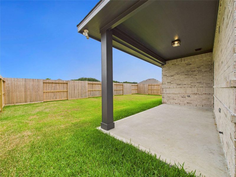 Front exterior of a new home in , Santa Fe, TX, highlighting curb appeal (Image 16). Front exterior of a new home in , Santa Fe, TX, highlighting curb appeal (Image 16).