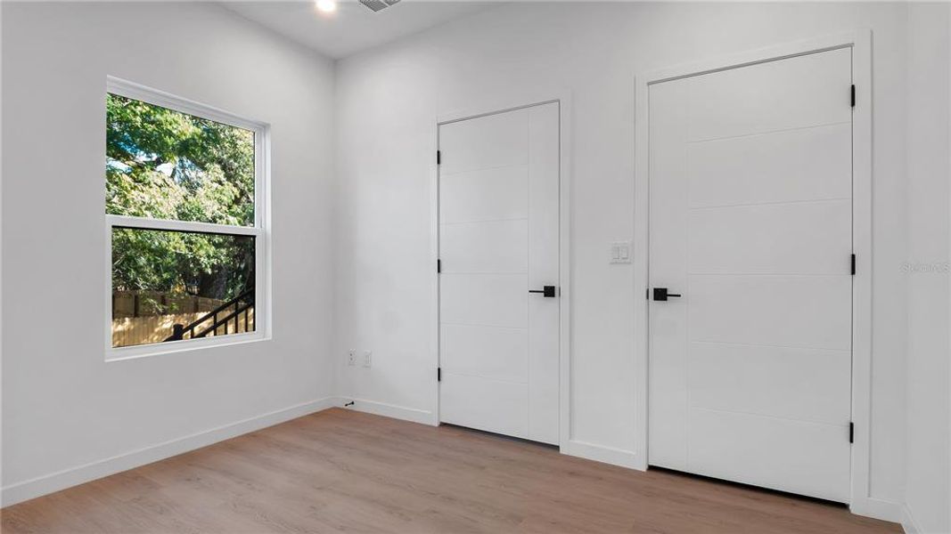 Spacious, unfurnished interior of a new home in , St. Petersburg (Image 42).