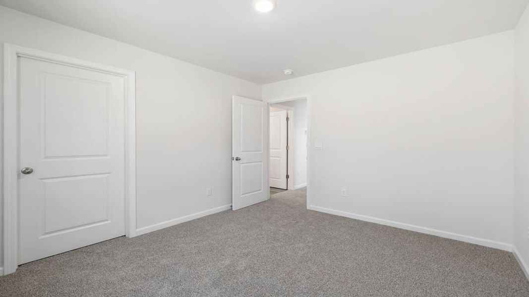 Spacious, unfurnished interior of a new home in Cloverdale Hills, Piedmont (Image 27). Spacious, unfurnished interior of a new home in Cloverdale Hills, Piedmont (Image 27).