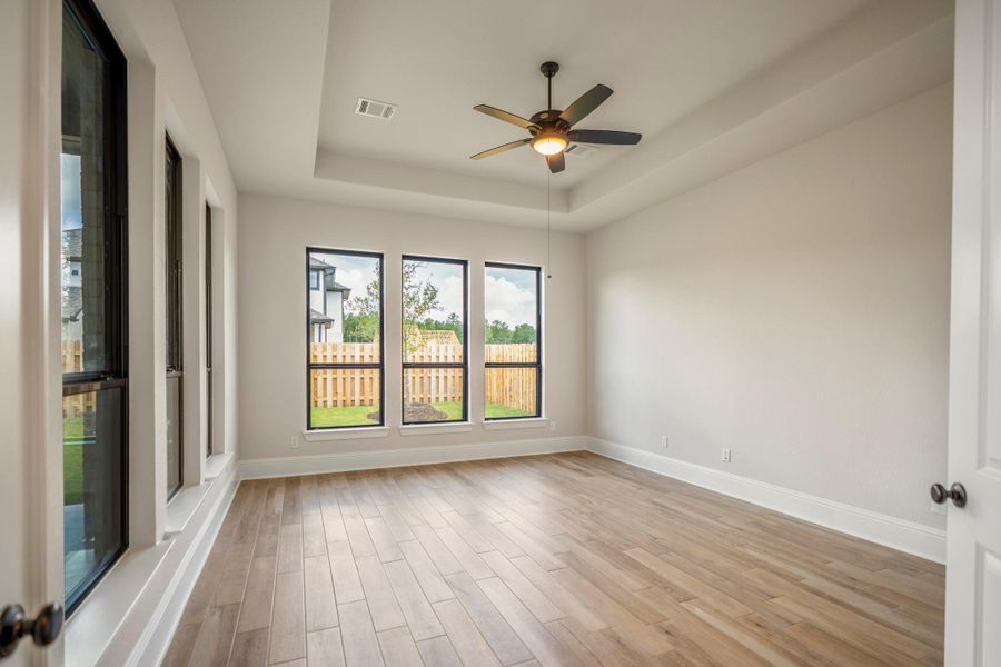 Spacious, unfurnished interior of a new home in Colton, Todd Mission (Image 33). Spacious, unfurnished interior of a new home in Colton, Todd Mission (Image 33).