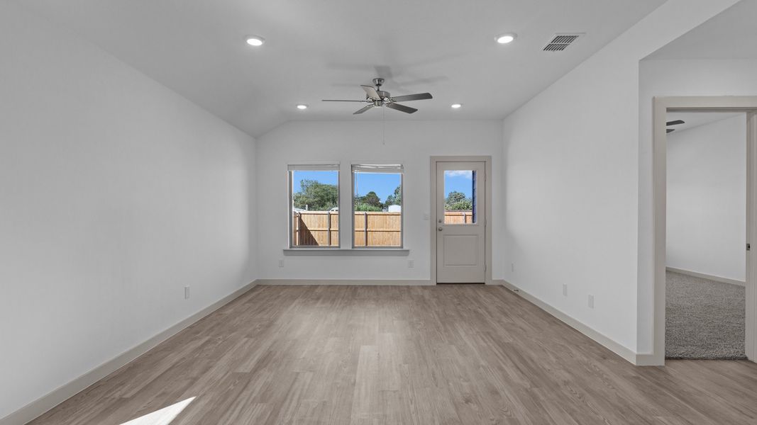 Representative unfurnished interior of a home built from the The Dalton by D.R. Horton in Overlook West, Wolfforth (Image 9). Representative unfurnished interior of a home built from the The Dalton by D.R. Horton in Overlook West, Wolfforth (Image 9).