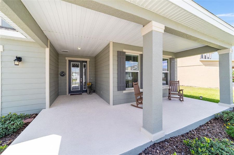 Exterior details and patio area of a home in , Ocala (Image 31). Exterior details and patio area of a home in , Ocala (Image 31).