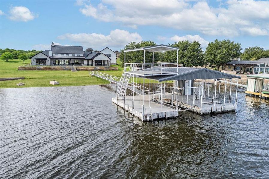 Community amenities in , Graford (Image 27).