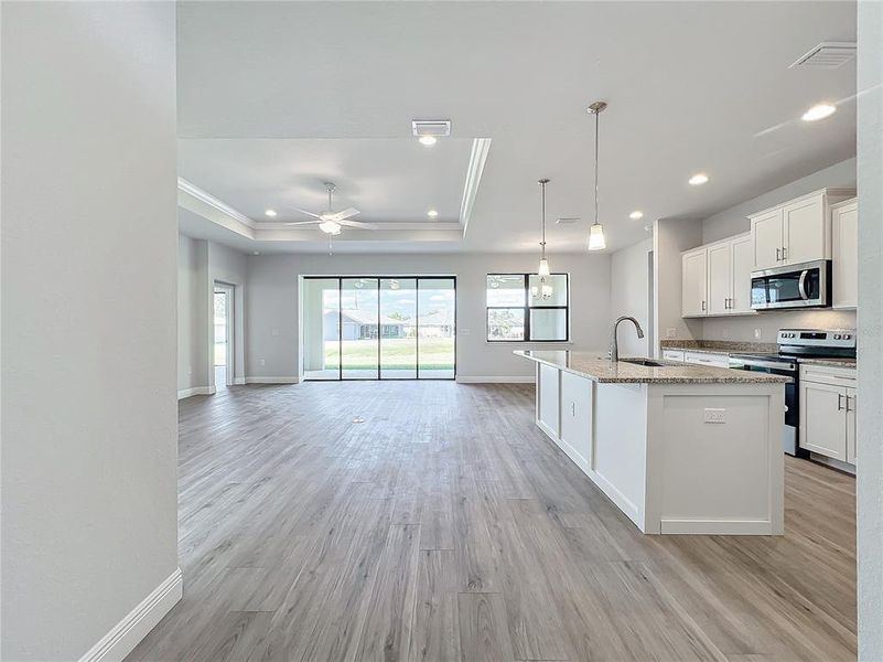 Spacious, unfurnished interior of a new home in , Punta Gorda (Image 23).