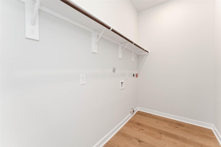 Spacious, unfurnished interior of a new home in The Landing, New Caney (Image 13). Spacious, unfurnished interior of a new home in The Landing, New Caney (Image 13).