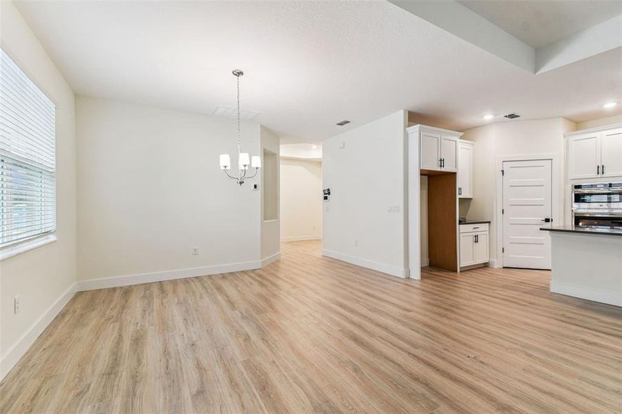 Spacious, unfurnished interior of a new home in Hidden Ridge, New Port Richey (Image 53).