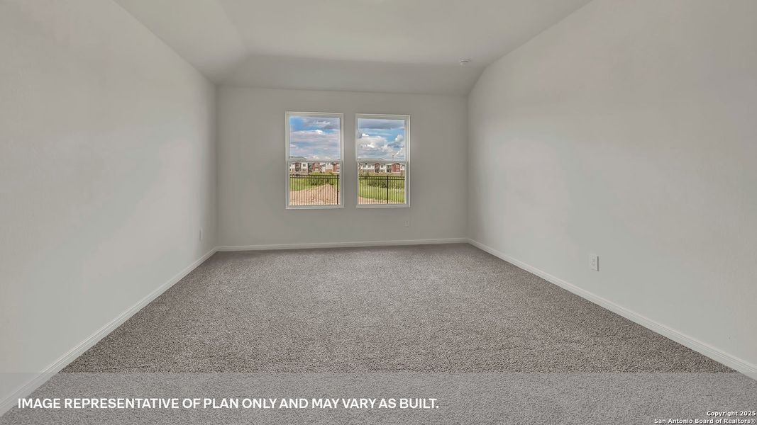 Spacious, unfurnished interior of a new home in Trace, San Marcos (Image 19).