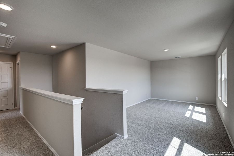 Image 53 of a home in Horizon Pointe.