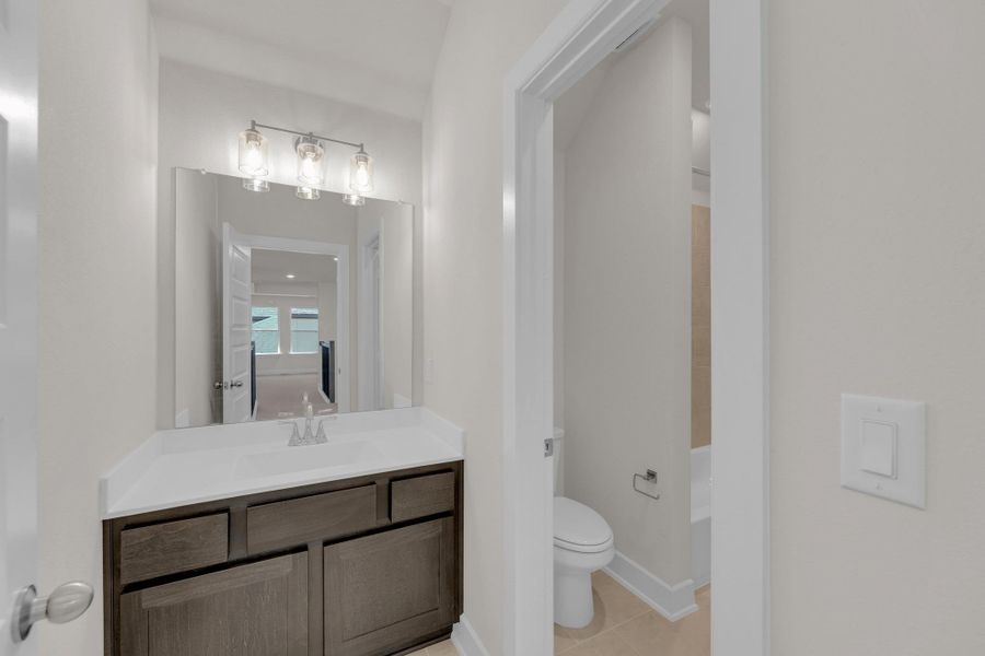 Furnished interior view inside a new home in Nolina, Georgetown (Image 7).