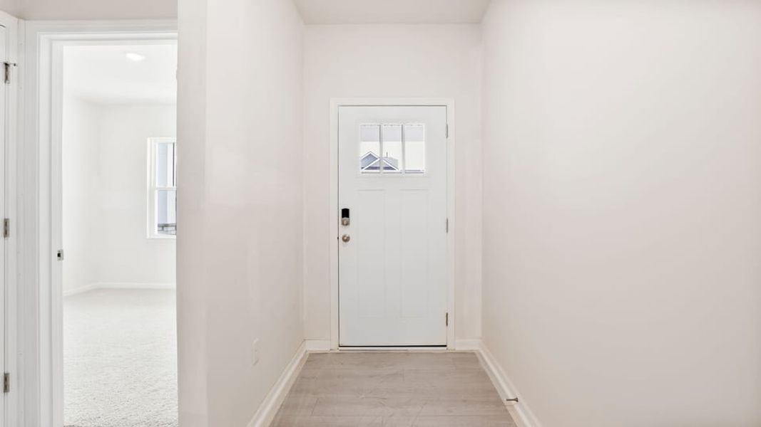 Spacious, unfurnished interior of a new home in Palmetto Valley, Anderson (Image 11). Spacious, unfurnished interior of a new home in Palmetto Valley, Anderson (Image 11).
