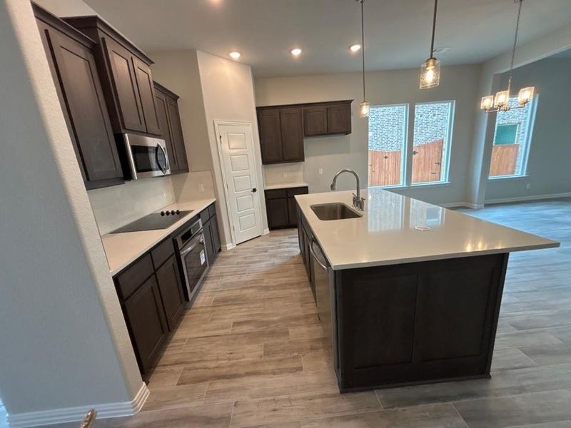 Furnished interior view inside a new home in Waterford Park, Weatherford (Image 6).