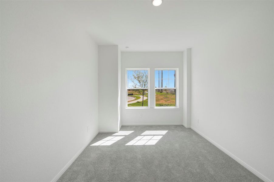 Spacious, unfurnished interior of a new home in Jordan Ranch - Terrace Collection, Fulshear (Image 22).