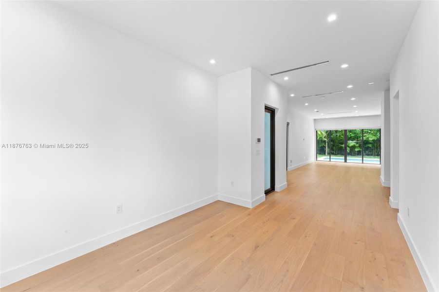 Spacious, unfurnished interior of a new home in , Miami (Image 28). Spacious, unfurnished interior of a new home in , Miami (Image 28).