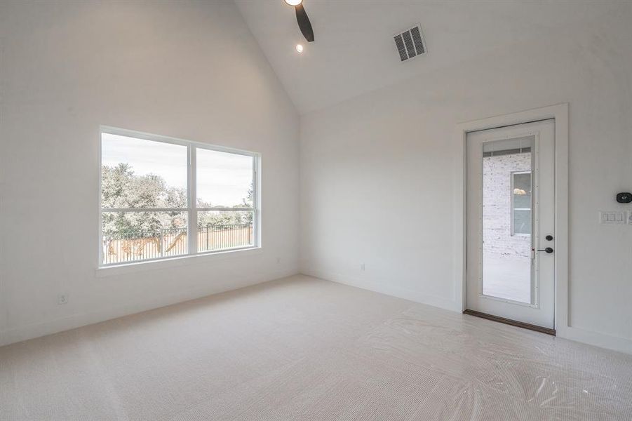 Image 33 of a home in . Image 33 of a home in .