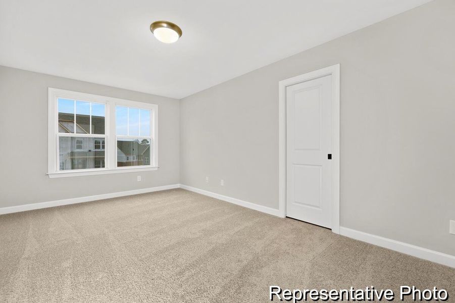 Spacious, unfurnished interior of a new home in , Ravenel (Image 31).