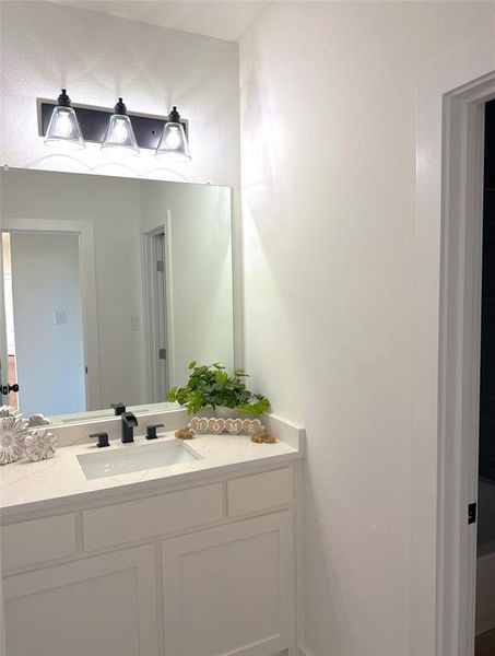 Furnished interior view inside a new home in , Waxahachie (Image 30).