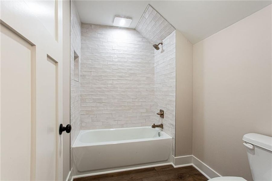 Furnished interior view inside a new home in , Grayson (Image 12).