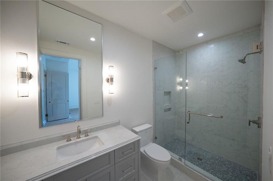 Furnished interior view inside a new home in Blue Heron Walk, Atlanta (Image 4).