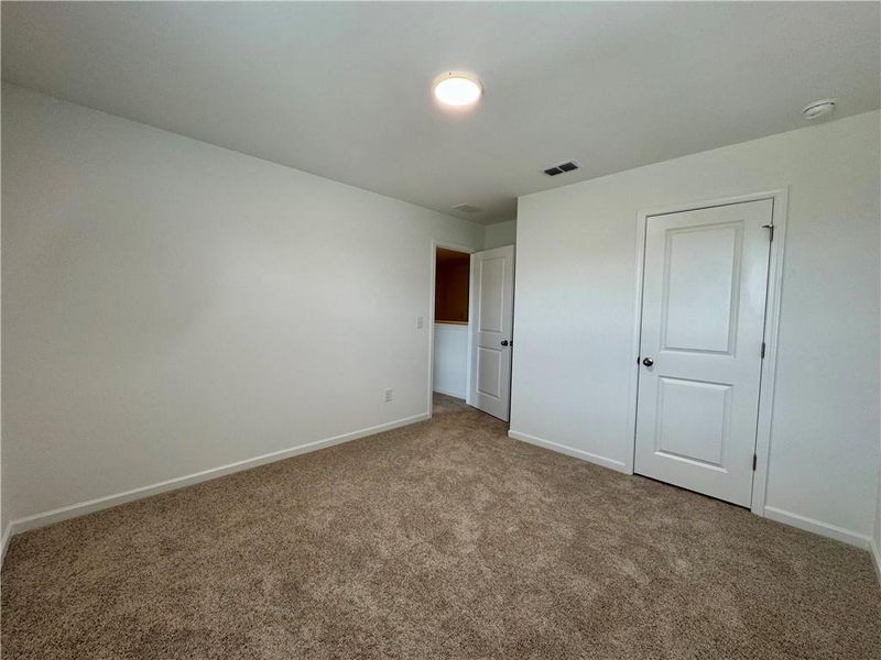 Spacious, unfurnished interior of a new home in Eastlyn Crossing, Flowery Branch (Image 19). Spacious, unfurnished interior of a new home in Eastlyn Crossing, Flowery Branch (Image 19).