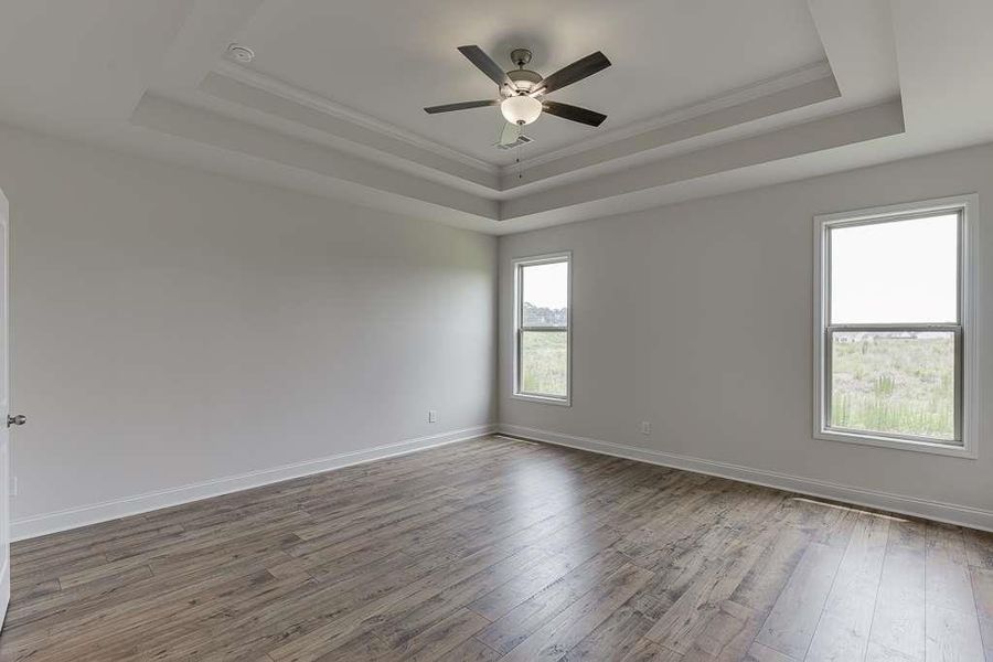 Spacious, unfurnished interior of a new home in , Jefferson (Image 35).