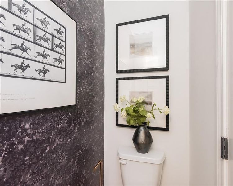 Close-up of interior finishes inside a home in Stratford Square, Lawrenceville (Image 19).