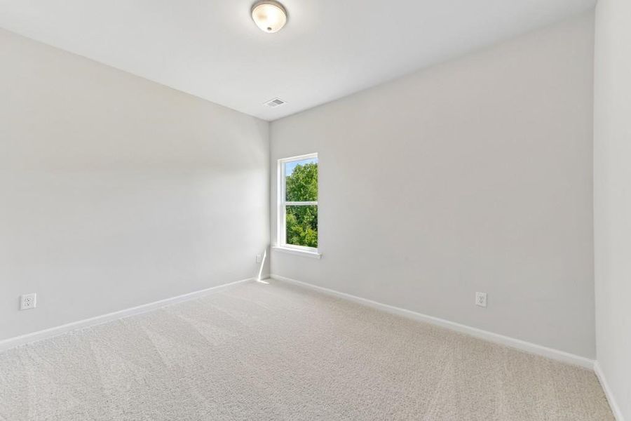 Spacious, unfurnished interior of a new home in , Homer (Image 23).