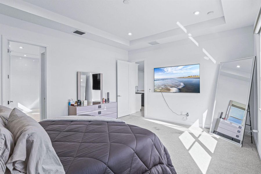 Furnished interior view inside a new home in , Port St. Lucie (Image 13).