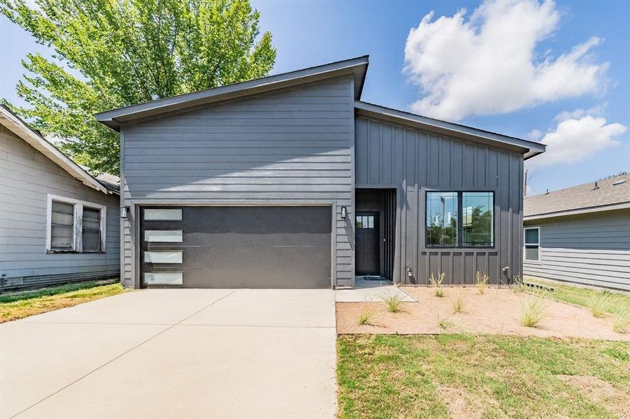 Exterior details and patio area of a home in , Fort Worth (Image 2). Exterior details and patio area of a home in , Fort Worth (Image 2).