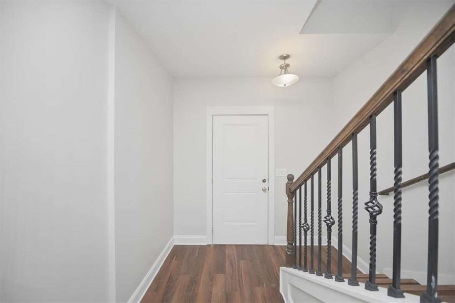 Spacious, unfurnished interior of a new home in , Atlanta (Image 17).