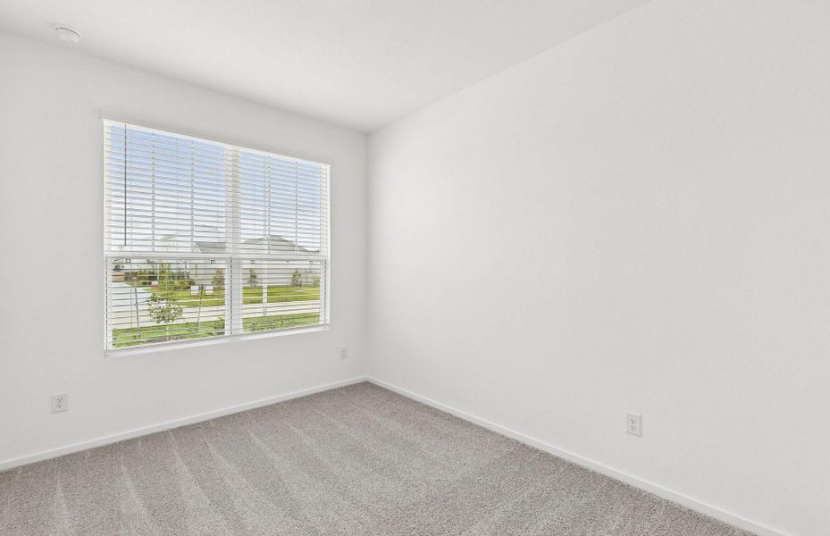 Spacious, unfurnished interior of a new home in Stokesbury, Waller (Image 15).