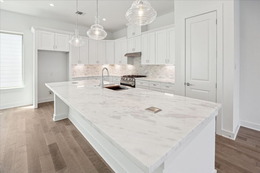 HUGE Marble Island * Electrical Outlets *  Breakfast Bar Seating.