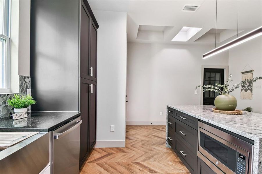 Furnished interior view inside a new home in , Tampa (Image 60).