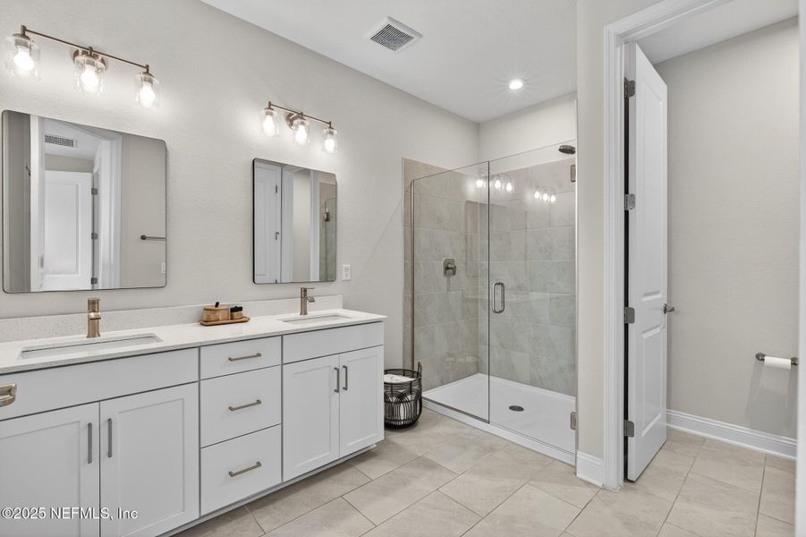 Furnished interior view inside a new home in , Jacksonville (Image 22).