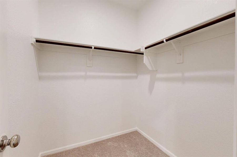 Image 38 of a home in Forest Park. Image 38 of a home in Forest Park.