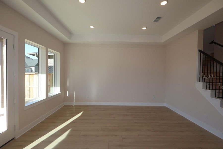 Spacious, unfurnished interior of a new home in Dunham Pointe, Cypress (Image 16). Spacious, unfurnished interior of a new home in Dunham Pointe, Cypress (Image 16).