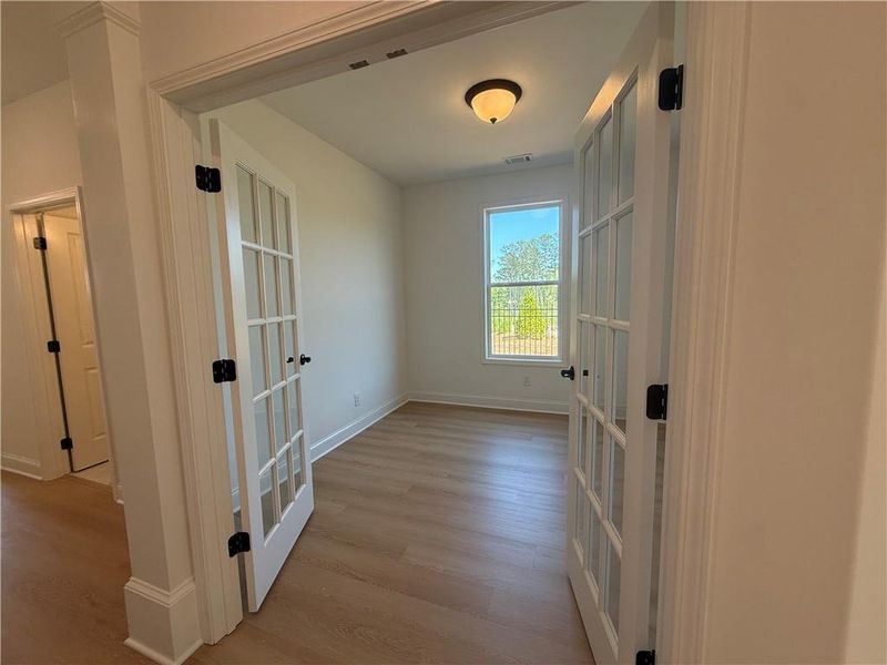 Spacious, unfurnished interior of a new home in Echols Farm, Hiram (Image 17). Spacious, unfurnished interior of a new home in Echols Farm, Hiram (Image 17).