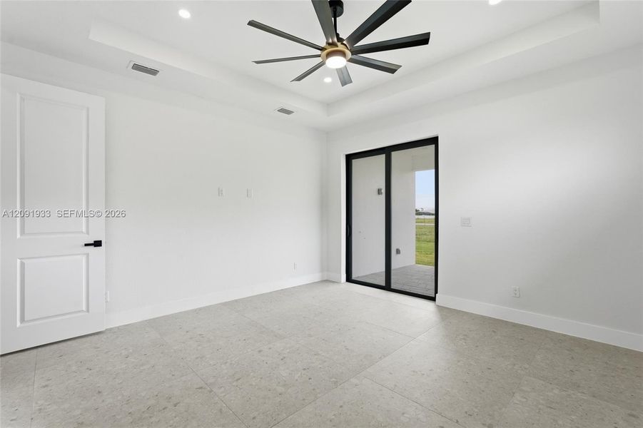 Spacious, unfurnished interior of a new home in , Cape Coral (Image 16). Spacious, unfurnished interior of a new home in , Cape Coral (Image 16).