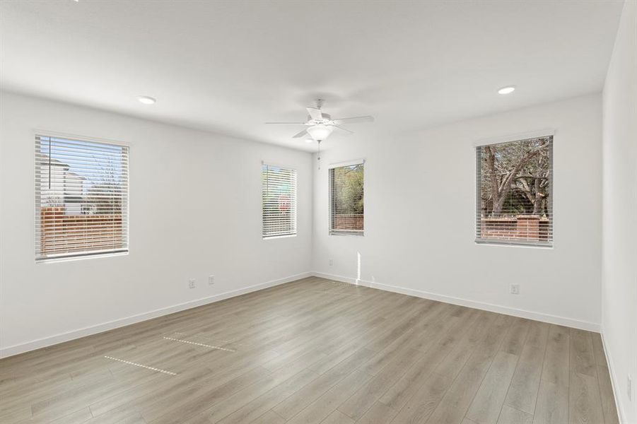 12. 2557 Lost Maples - Family (2)