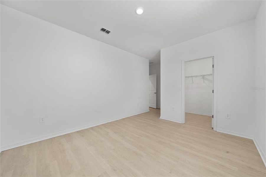 Spacious, unfurnished interior of a new home in Center Lake Ranch Community Group Page, St. Cloud (Image 30). Spacious, unfurnished interior of a new home in Center Lake Ranch Community Group Page, St. Cloud (Image 30).