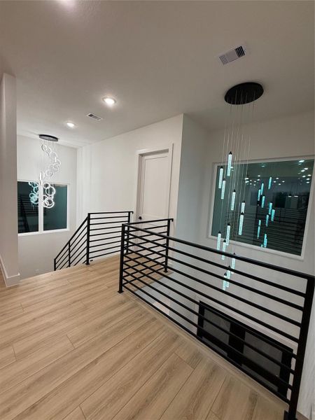 Spacious, unfurnished interior of a new home in , Pearland (Image 16).