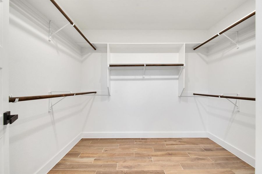 Spacious, unfurnished interior of a new home in , Bastrop (Image 32).