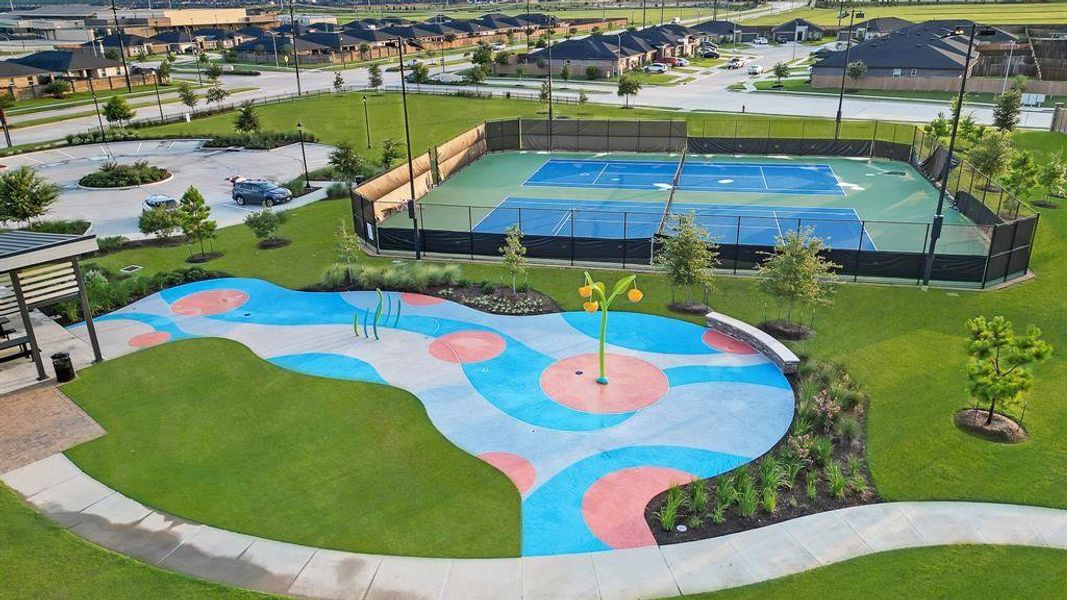 Community amenities in Tamarron, Fulshear (Image 36).