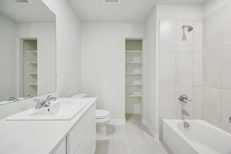 Bathroom in the Stanley II home plan by Trophy Signature Homes – REPRESENTATIVE PHOTO Bathroom in the Stanley II home plan by Trophy Signature Homes – REPRESENTATIVE PHOTO