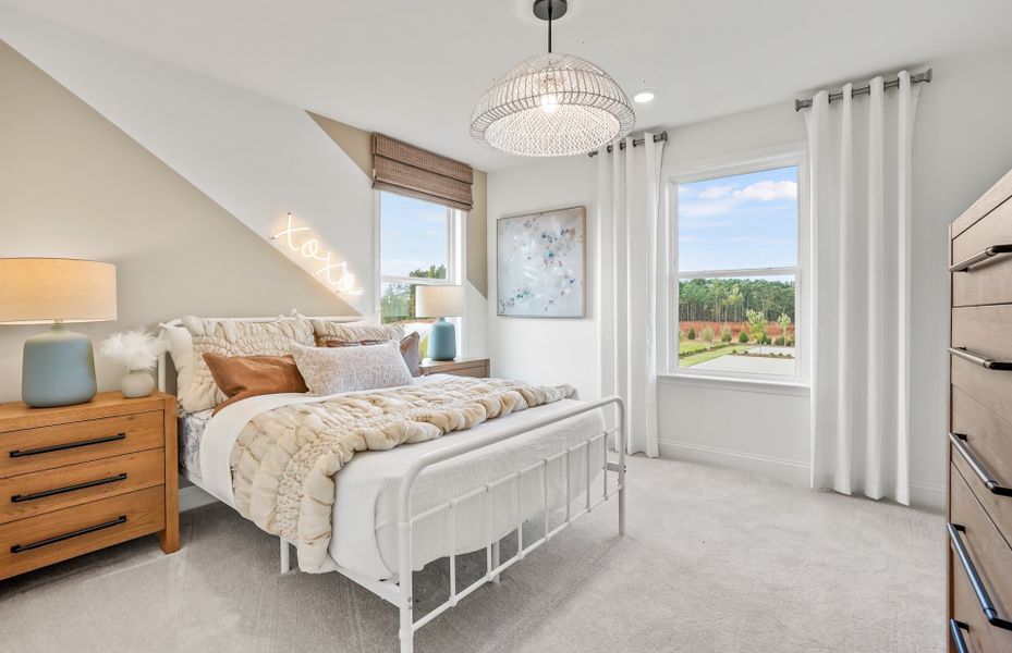 Representative furnished interior of a home built from the Mainstay by Del Webb in Del Webb Carolina Ridge, Midland (Image 16).